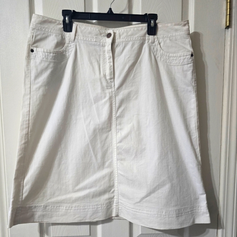 Boden White Stretch Denim Midi Skirt, Classic Summer Staple, Size 16L, EUC! - Picture 2 of 11